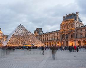 Louvre Museum Hotel Champs Elysees Paris